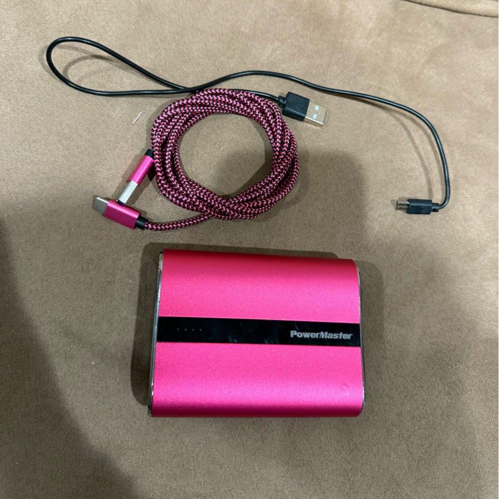 PowerMaster Pink Portable Charger and flashlight with Cables